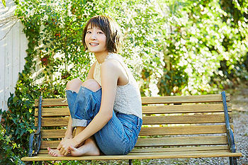 350px-Kubo_Yurika_-_Lovely_Lovely_Strawberry_promo_1