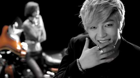 U-Kiss-shes-mine-comeback-704
